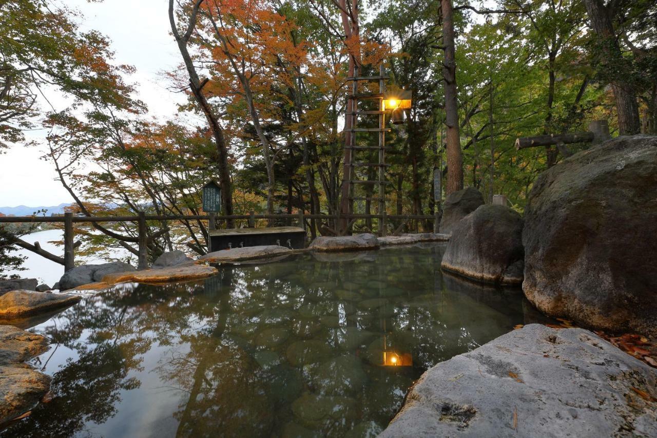 Hotel Kojokaku Katashina Buitenkant foto